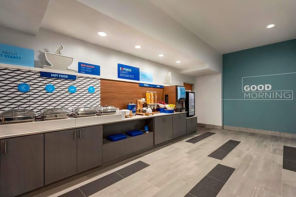 Holiday Inn Express Dumfries By IHG