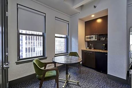 Signature One-Bedroom Suite - Disability Access