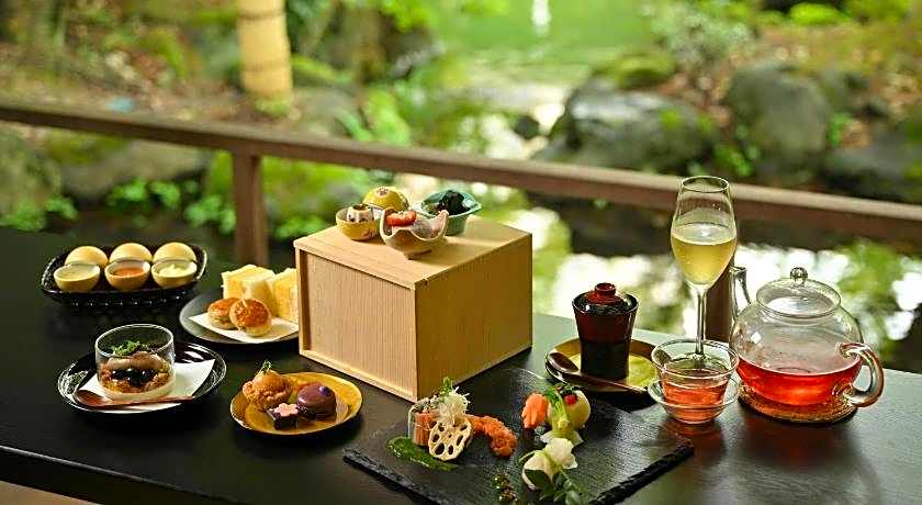 The Prince Kyoto Takaragaike, Autograph Collection