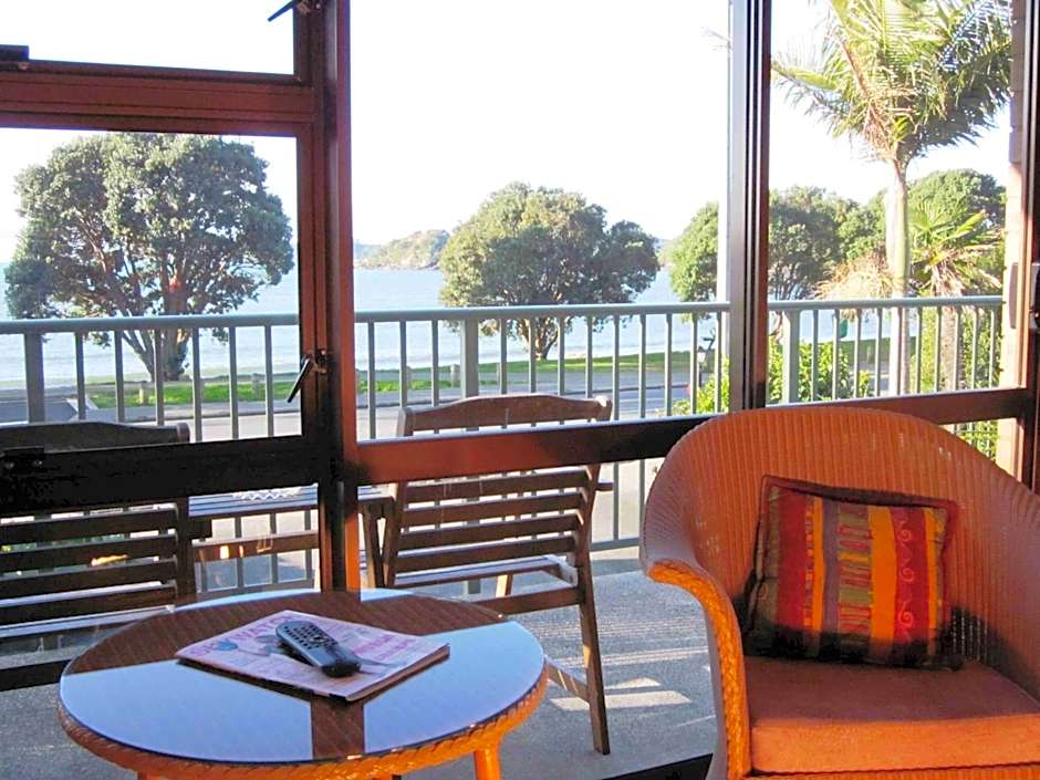 Bay Sands Seafront Studios