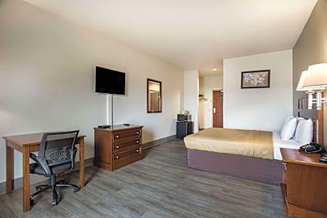 1 Queen Bed, Nonsmoking