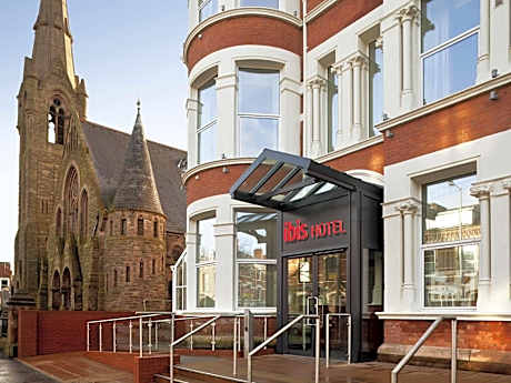ibis Belfast Queens Quarter
