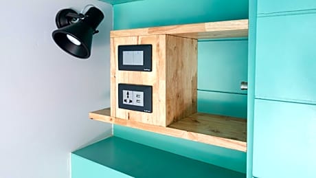 Bed in 4-Bed Mixed Dormitory Room