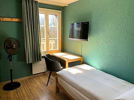 (5th Floor) Single Room with Shared Bathroom