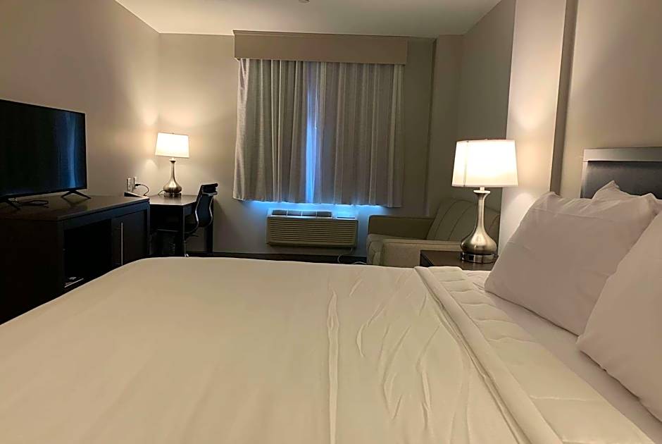 Wingate by Wyndham Far Rockaway JFK Airport