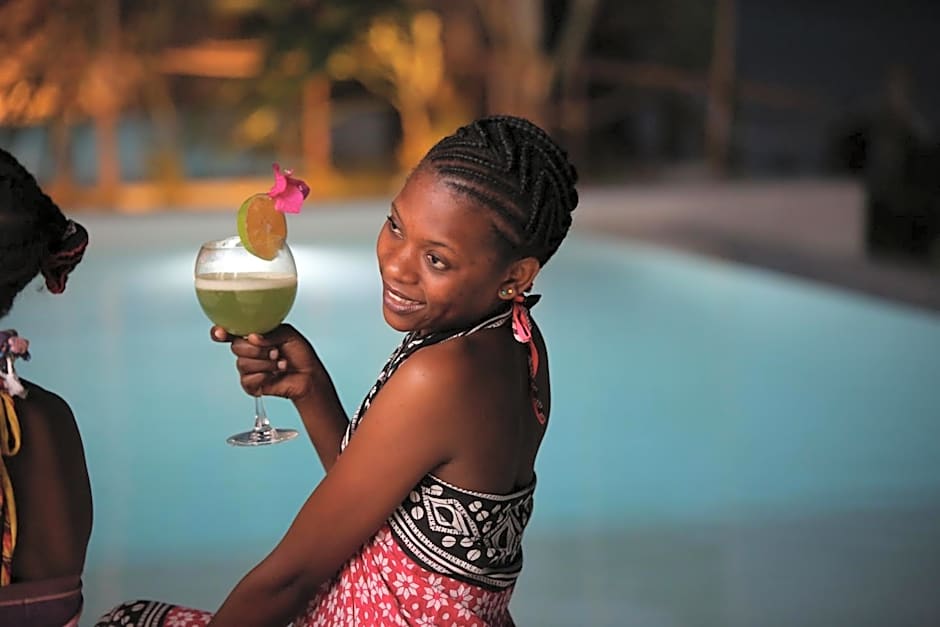 Joya' Beach Suites & Villa