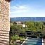 BB 12 LUBERON chambres d'hôtes contemporaines