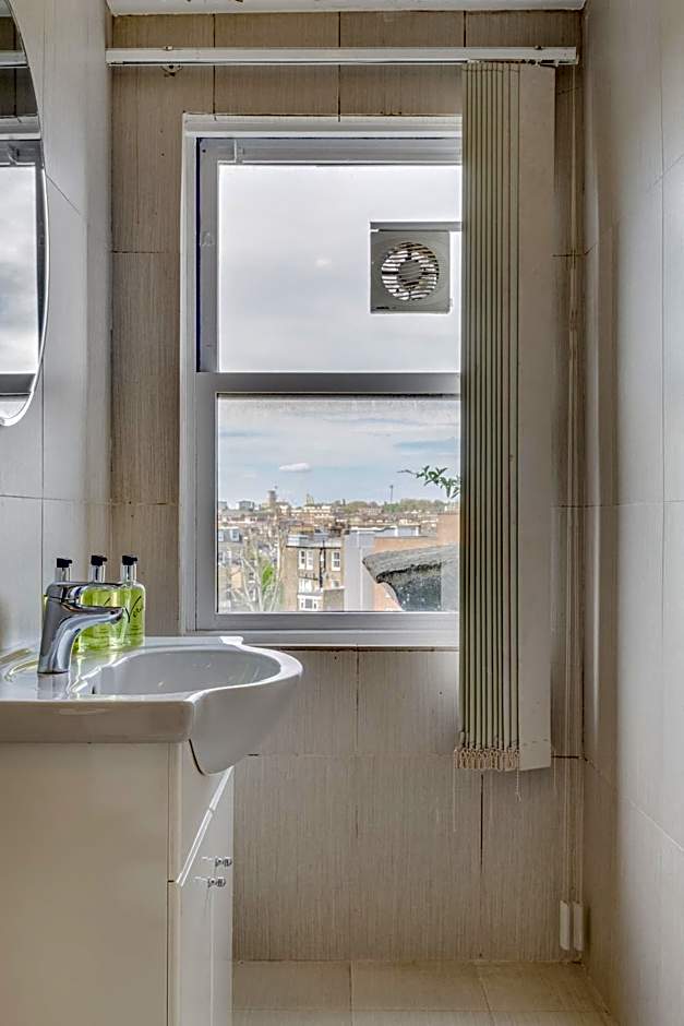 1 Lexham Gardens Hotel