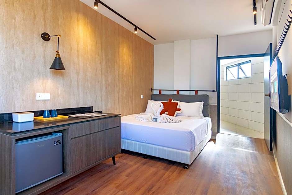 Bagan Suite