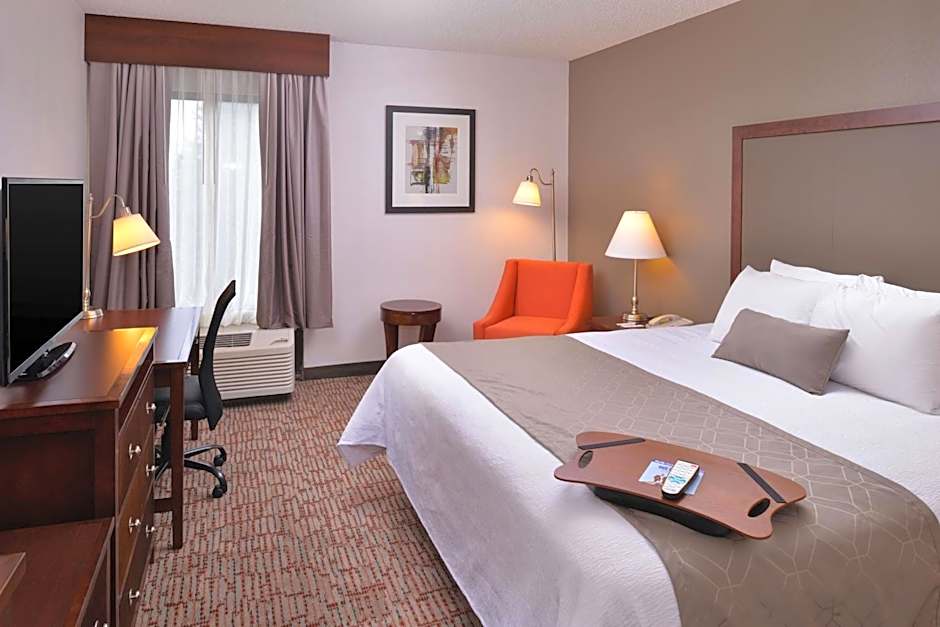 Best Western Plus Wichita West Airport Inn
