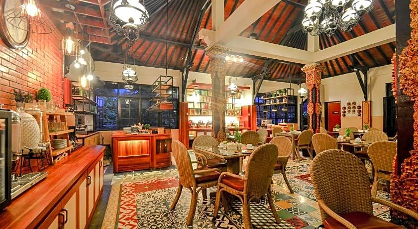 Ari Putri Hotel