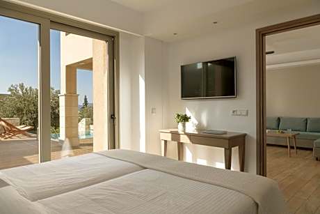 Suite 1 Bedroom Private pool Sea view (min. Age 8 Years Old)