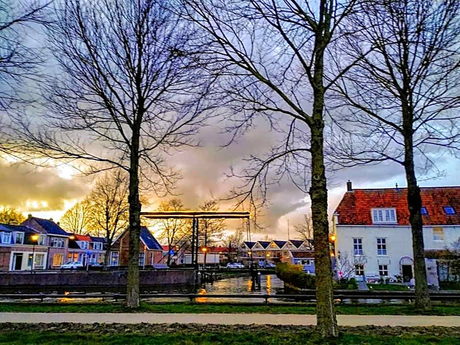 Lekkerwegbijleeuwen, 1 minuut naar hartje centrum