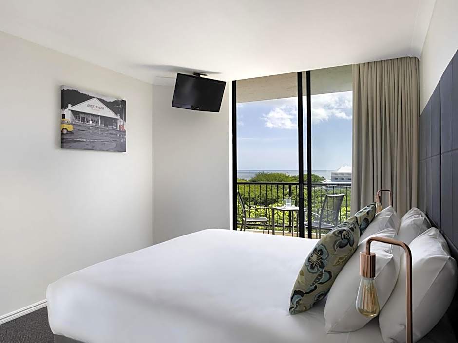 Mantra Esplanade Cairns