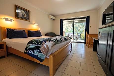 King Room with Balcony
