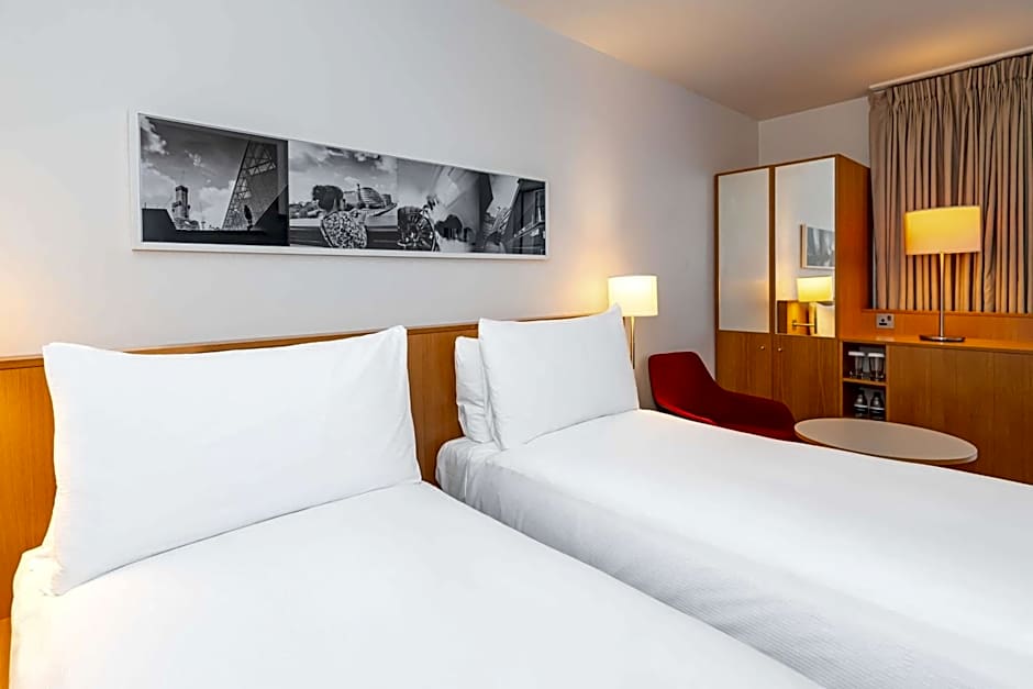 DoubleTree By Hilton Hotel Tower Of London, London, Uk