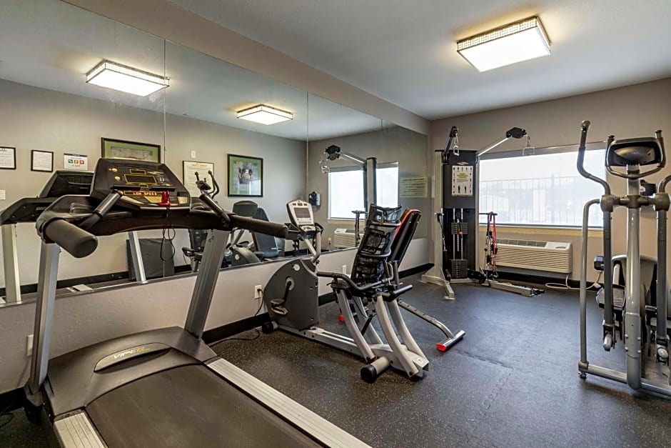 Best Western Plus Victoria Inn & Suites