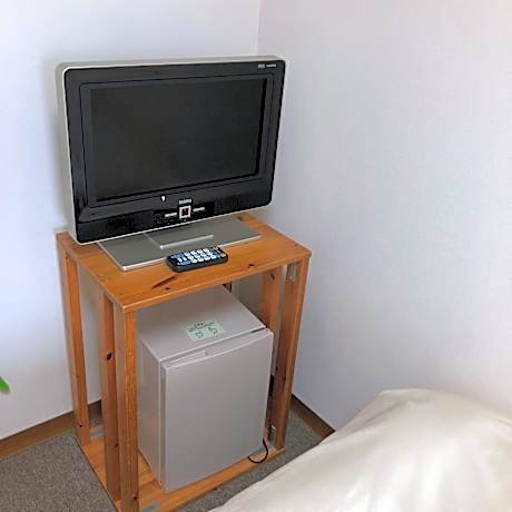 Single Room - Non-Smoking