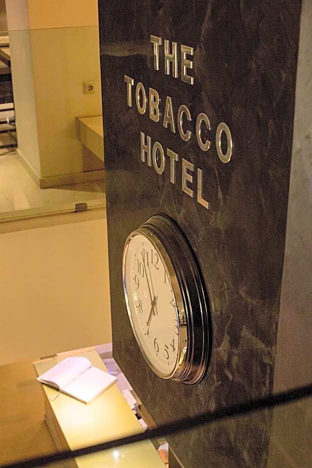 Davitel - Tobacco Hotel