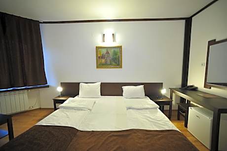 Economy Double or Twin Room