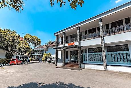 OYO 686 Hotel Bunga Karang