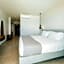 Batis Aero Beachfront Wellbeing Hotel