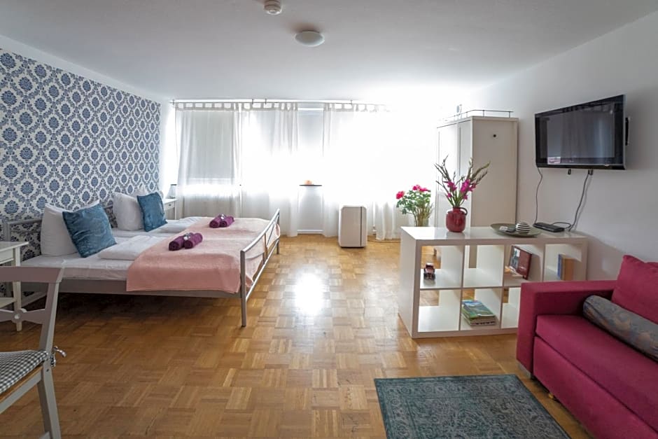 B&B MY PLACE mit Frühstückspaket - with Breakfastbox