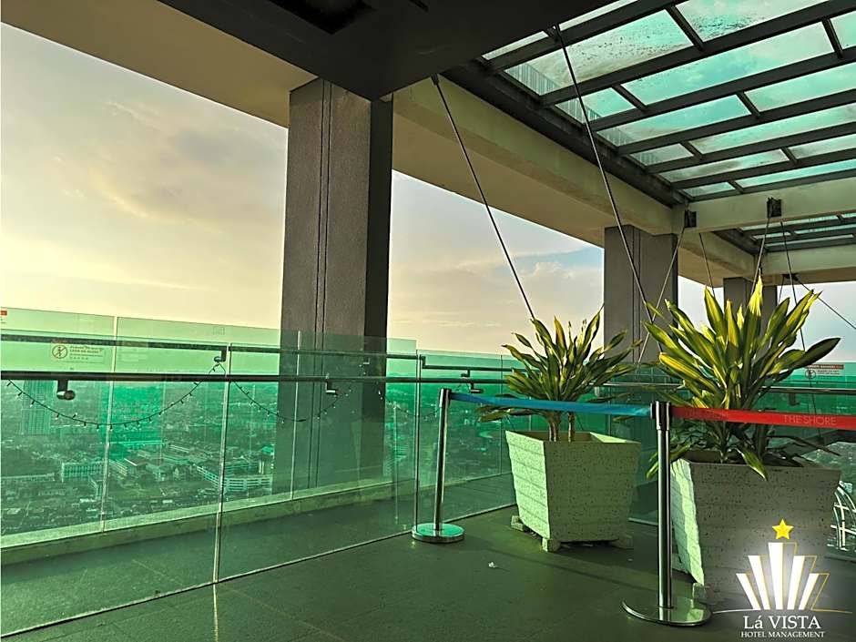 The Shore Hotel & Residences By Lá VISTA