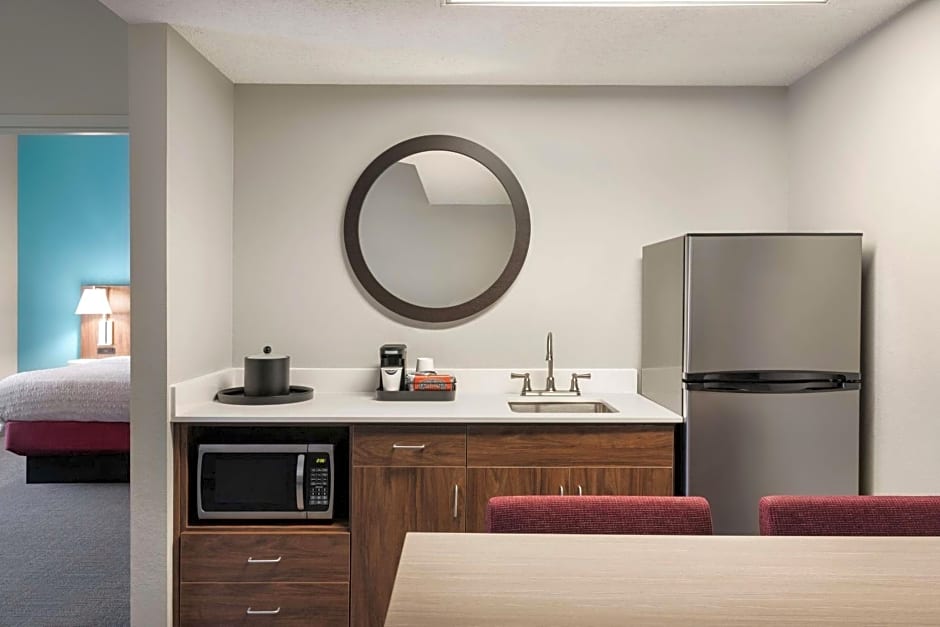 Hampton Inn By Hilton & Suites Springfield