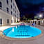 Holiday Inn Express & Suites Memphis Arpt Elvis Presley Blv By IHG
