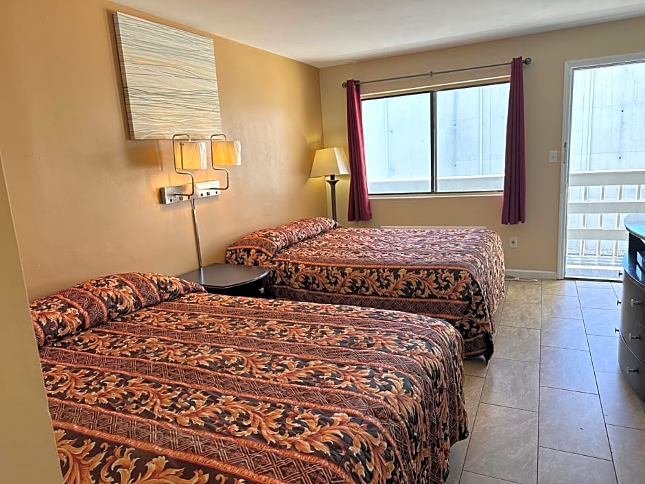 Sea Palace Motel