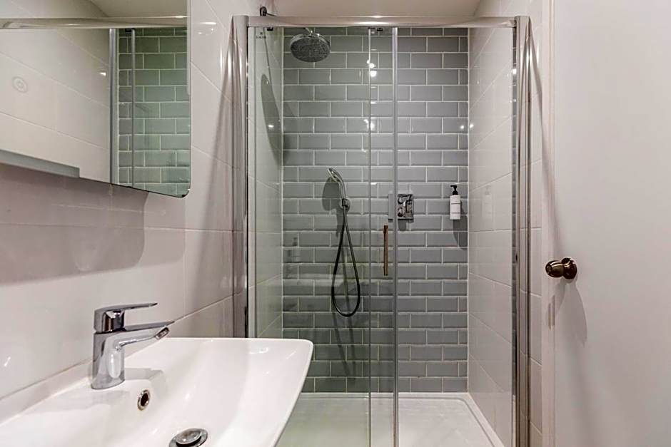 The Chapter Hotels - The J Hyde Park