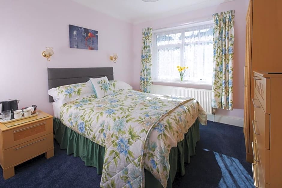 Minton Lodge Hotel - Seniors Only