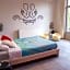 PLANT BASED b&b central Bruges