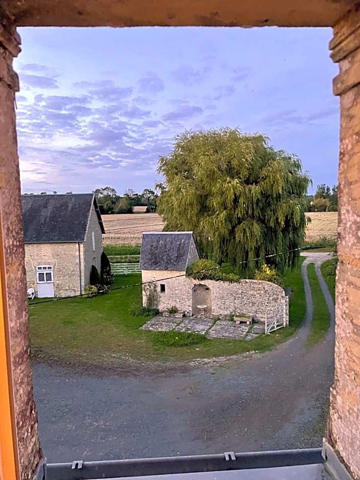 Ferme fortifiée d Enguenard