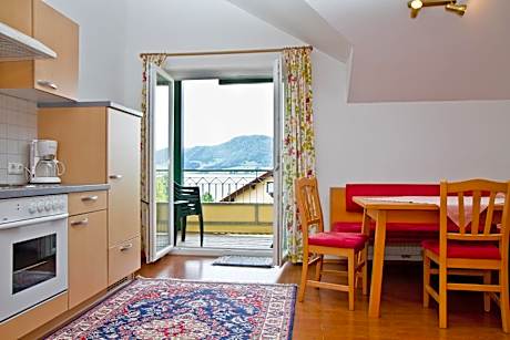 Two-Bedroom Apartment with Lake View