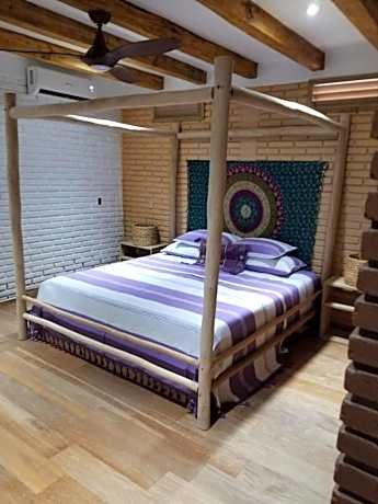 Deluxe King Suite