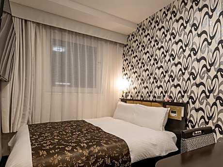Single Room - Non-Smoking