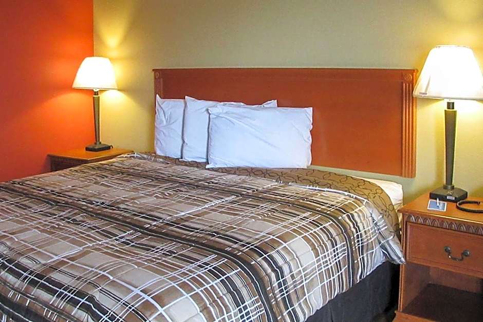 Rodeway Inn Murfreesboro Downtown