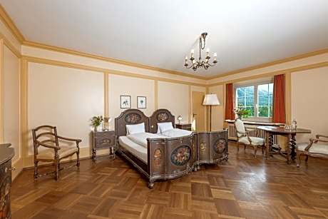 Comfort Family Room