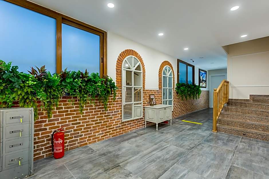 Hanedan Otel Foca Izmir