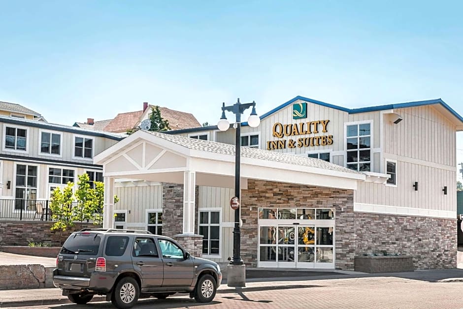 Quality Inn & Suites Houghton