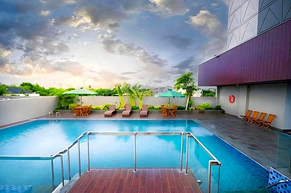 Ayola First Point Hotel Pekanbaru