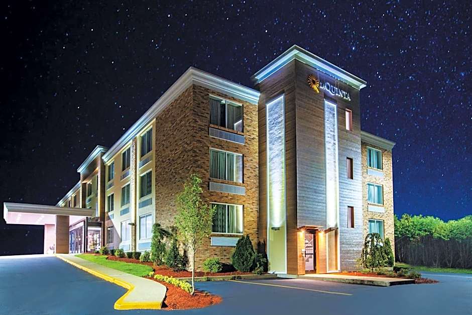 La Quinta Inn & Suites by Wyndham Sturbridge