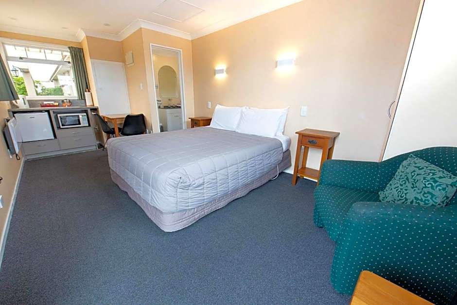 Tower Lodge Motel