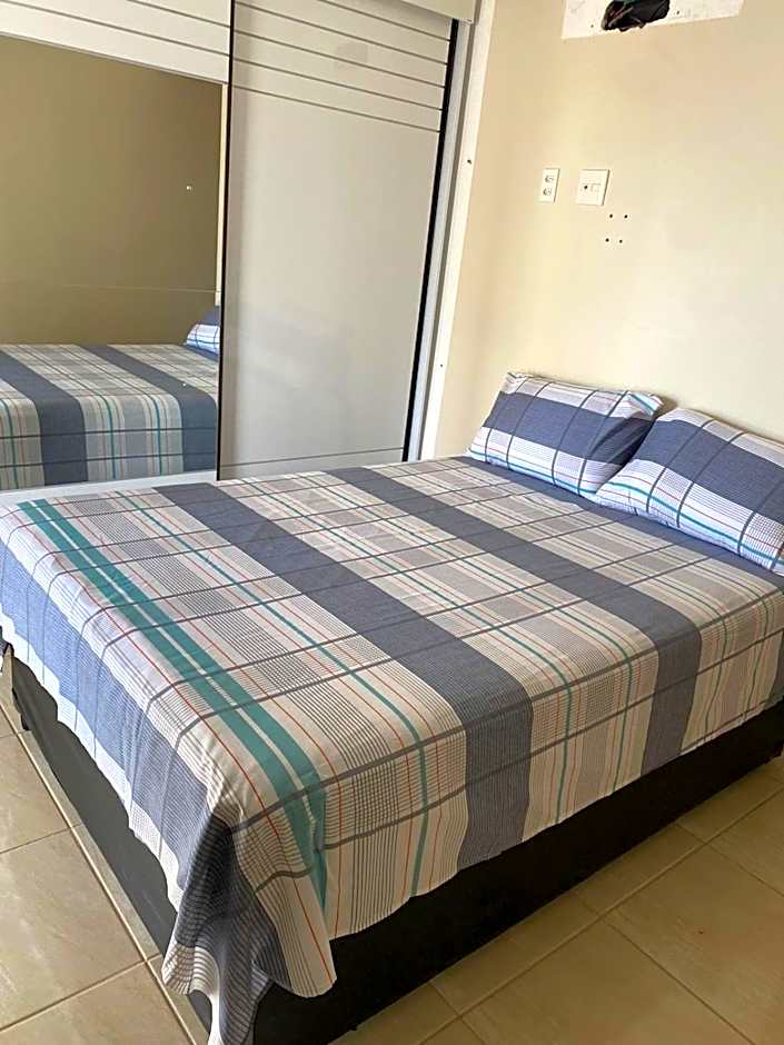 Apartamento encantador com piscina