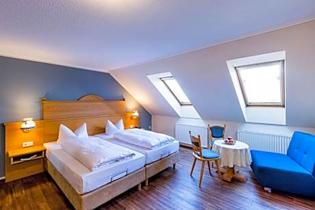 Junior Suite with Balcony