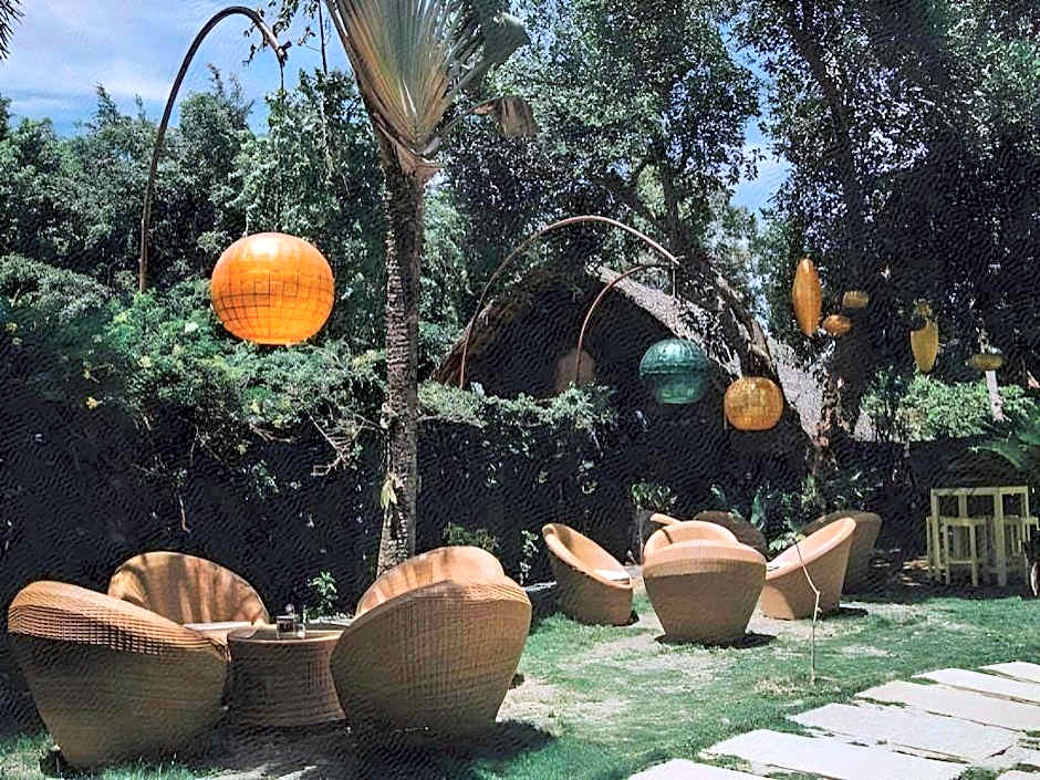 Hibiscus Garden Resort