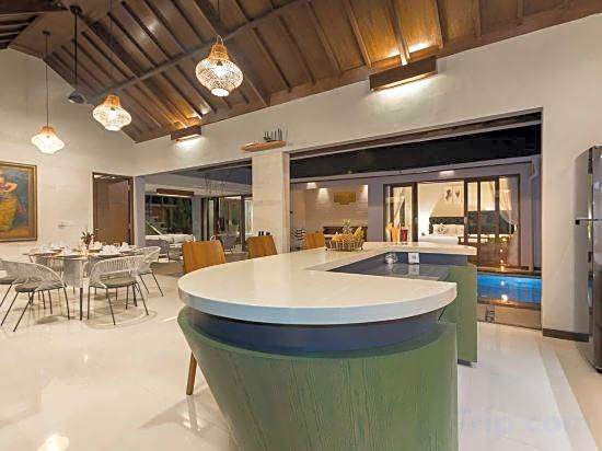 Villa Ciwuwi Balangan by Nagisa Bali