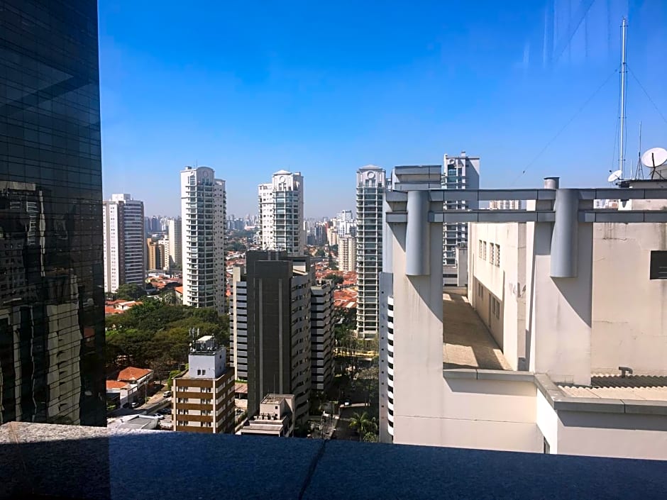 The Time Flat - Berrini - 200 metros do WTC